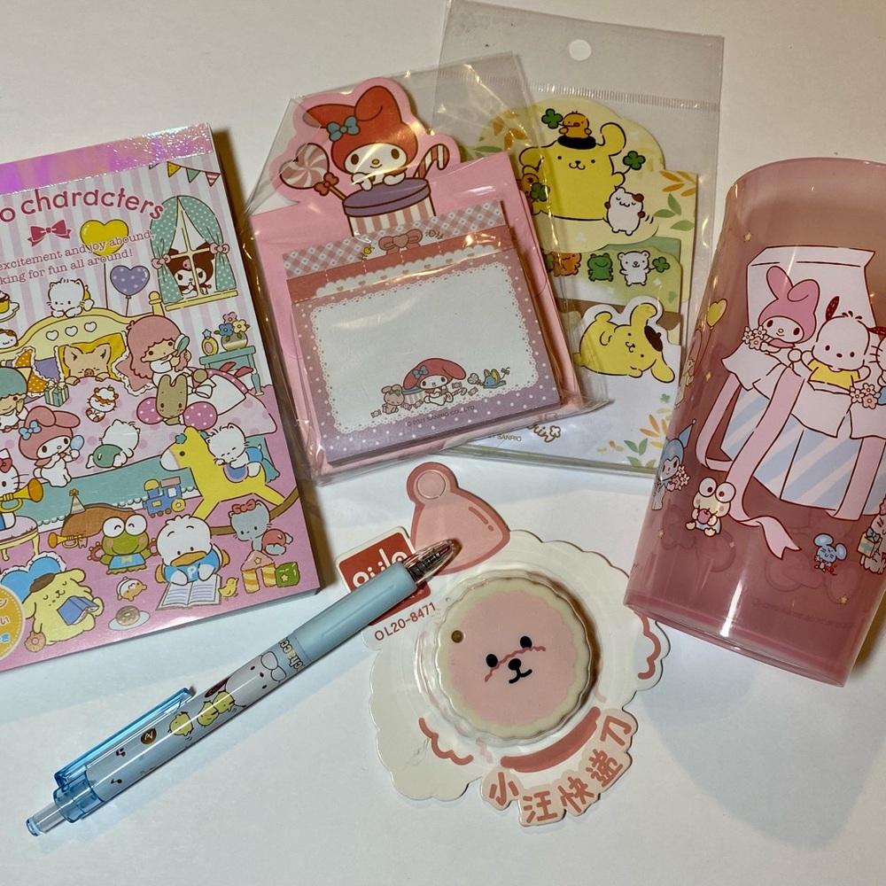 Sanrio Stocking Filler! Kuromi Cup Notepad & More